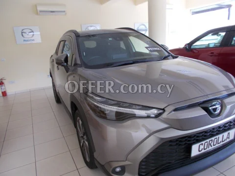 2022 Toyota Corolla Cross 1.8L Petrol Automatic SUV - Main Photo