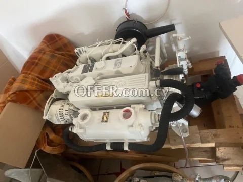 Boat engine - Main Photo