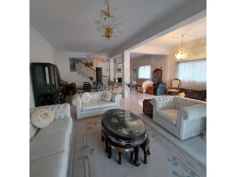 Semi detached house close to city centre for sale. - Main Photo