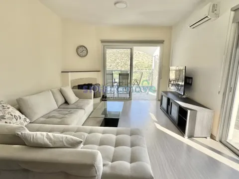 3 Bedroom Semi Detached House For Rent Germasogeia Limassol - Main Photo