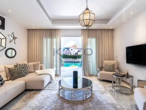 Seafront Villa with Yacht Berth in Limassol Marina - 11