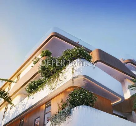 Brand New Three Bedroom Top Floor Apartment with Pool for Sale in Zakaki Area - 9