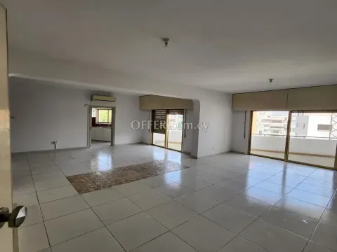 New For Sale €160,000 Apartment 3 bedrooms, Aglantzia Nicosia - Main Photo