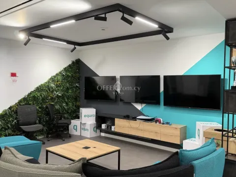 650 sq OFFICE FOR RENT IN KOLONAKIOU AREA - Main Photo