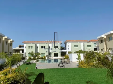 New Townhouses with Swimming Pool For Sale in Erimi area. - Main Photo