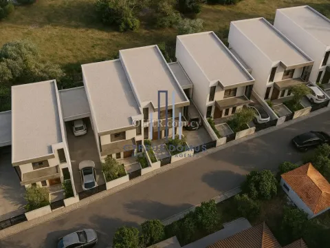 New Houses For Sale in Paramytha Area - 3