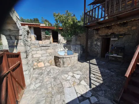 Traditional 3 bedroom house in Filousa Kelokedaron village - 6