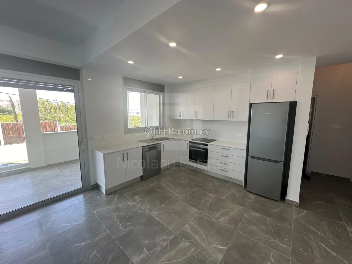 Modern Ready to Move in Three Bedroom Apartment with Photovoltaics and Large Veranda for Sale in Archangelos Nicosia - 6