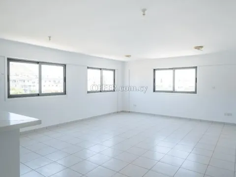 Office and shop in Voroklini Larnaca - 2