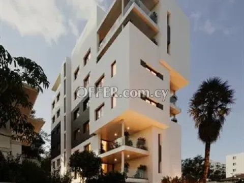 Spacious 3 Bedroom Apartment With Large Veranda  In Agioi Omologites,  - Main Photo