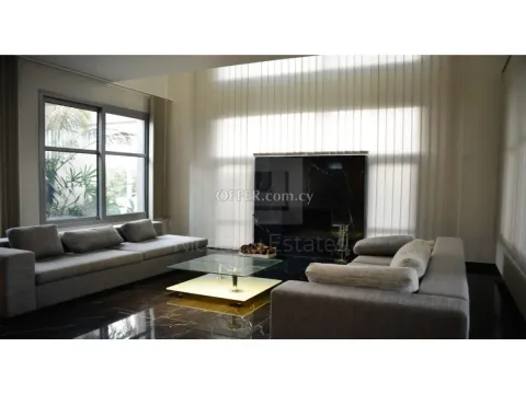 Super luxurious 5 bed house for rent in Lakatamia opposite pedieos riverside - Main Photo