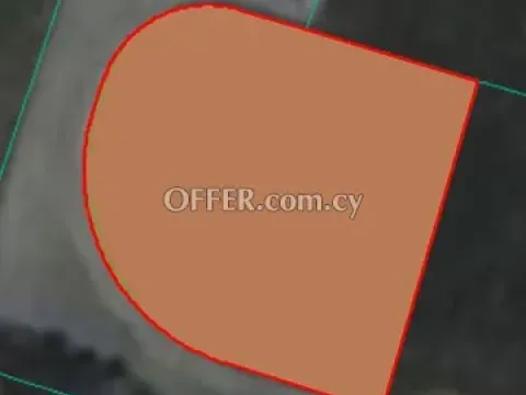 Residential Plot Of 525 Sq.M.  In Psimolofou, Nicosia - 2