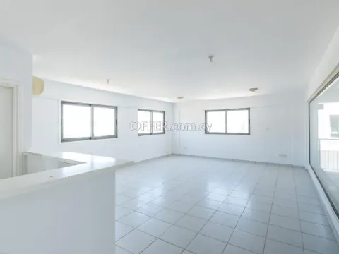 Office and shop in Voroklini Larnaca - 5