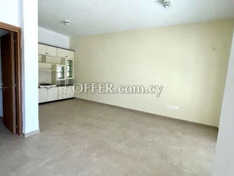2- Bedroom Renovated Ground Floor House (129 sq.m.) For Rent In The Centre Of Limassol (Affordable Housing Scheme) - 6