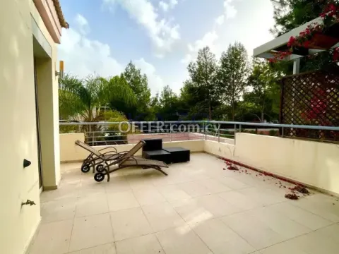 For Sale Beautiful Villa with Pool in Prime Seaside Area - 2
