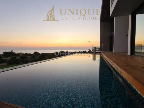 Luxury Villa in Sea Caves Long Term Rent - Main Photo