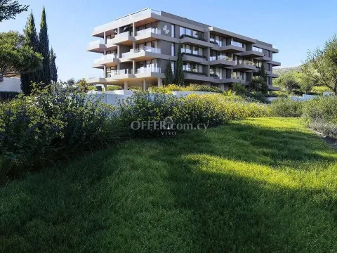 ONE BEDROOM VILLA APARTMENT FOR SALE LOCATED IN A GATED COMMUNITY WITH POOL AND GYM - Main Photo