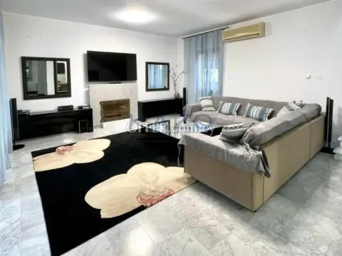 For Sale Beautiful Villa with Pool in Prime Seaside Area - Main Photo