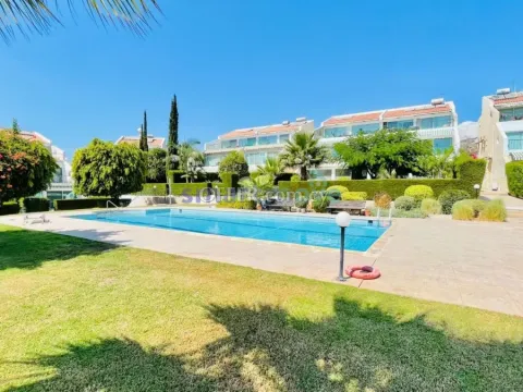 3 Bedroom All Ensuite Apartment For Rent 200m To Beach Limassol - Main Photo