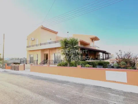 House, For Sale, Nicosia, Palaiometocho - Main Photo