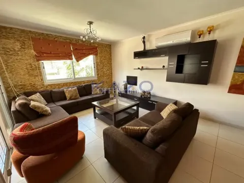 Spacious 3 Bedroom Apartment in Central Mesa Geitonia - 4