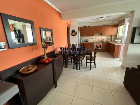 Spacious 3 Bedroom Apartment in Central Mesa Geitonia - 2