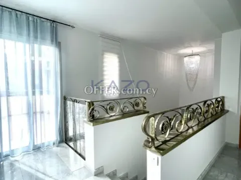 For Sale Beautiful Villa with Pool in Prime Seaside Area - 8
