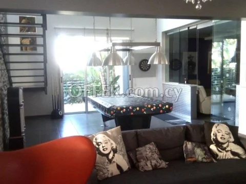A gorgeous detached three-bedroom house in Aglantzia. - Main Photo