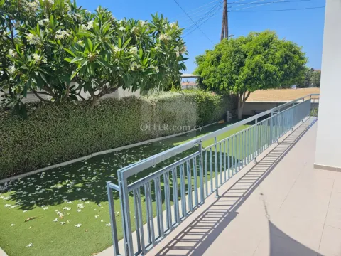 Three bedroom bungalow for sale in Erimi - 4