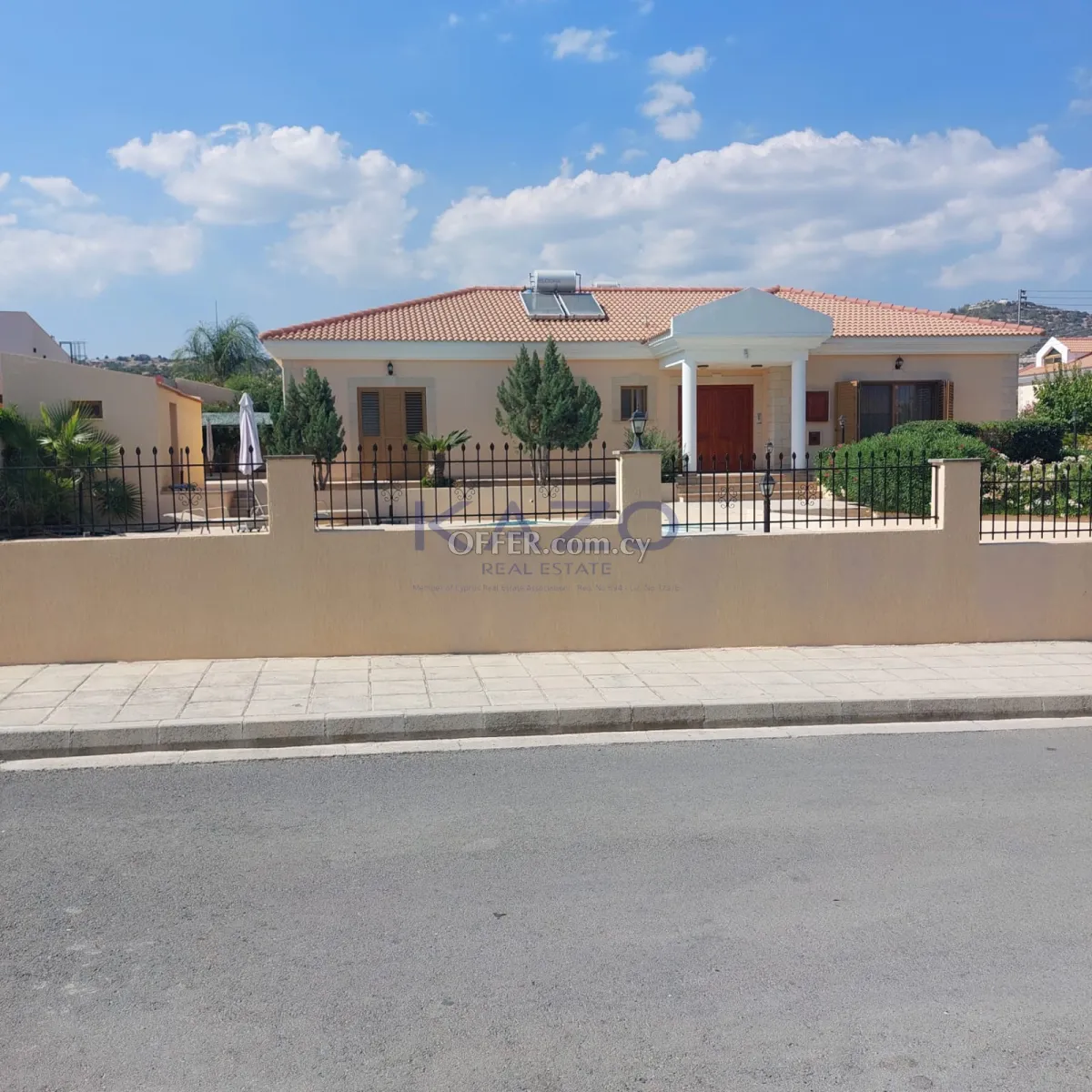 Fully Furnished Detached House in Green Apesia Village - 1
