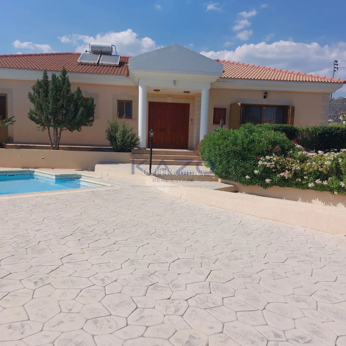 Fully Furnished Detached House in Green Apesia Village - 13