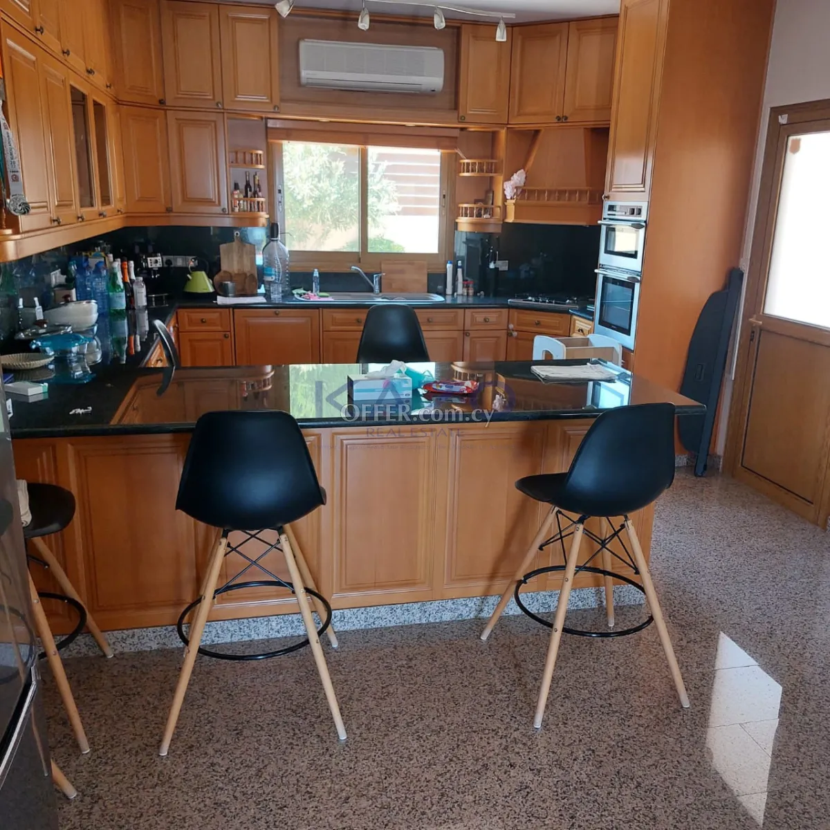 Fully Furnished Detached House in Green Apesia Village - 8