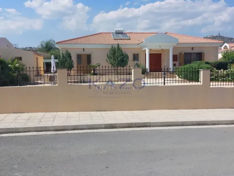 Fully Furnished Detached House in Green Apesia Village - Main Photo