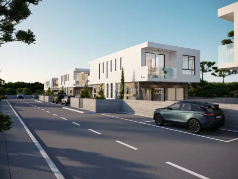 THREE BEDROOM DETACHED VILLA WITH SWIMMING POOL IN KISSONERGA - Main Photo