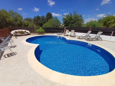 3 Bed Bungalow for rent in Anarita, Paphos - Main Photo