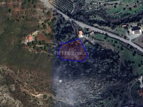 Field in Asgata with Electricity and Water provision available (Right of Way) - Main Photo