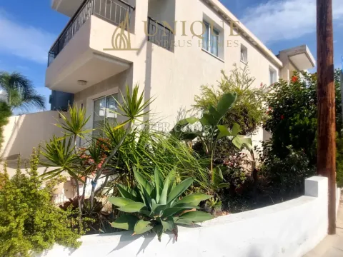 2 bedroom Townhouse in Chloraka - Main Photo