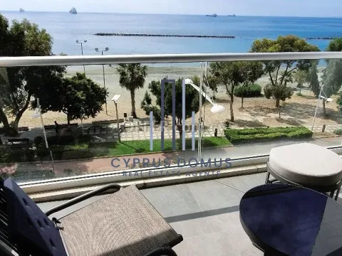 Fully Renovated Sea Front Modern Apartment in Neapolis - Main Photo