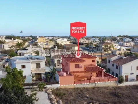 Four Bedroom House in Frenaros - Main Photo