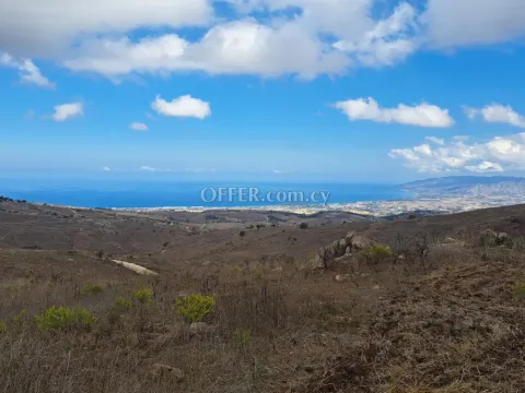 Development Land for sale in Ineia, Paphos - Main Photo