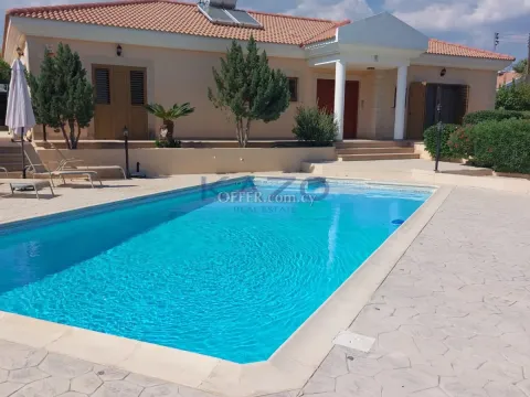 Fully Furnished Detached House in Green Apesia Village - 11