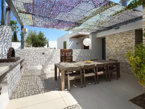 THREE BEDROOM VILLA IN A PRIVATE RESORT IN TSADA - 9