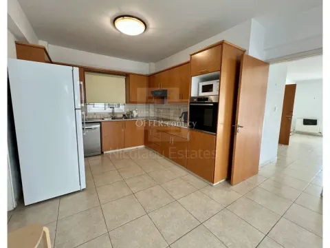 Spacious three bedroom apartment for RENT in City Center - 7