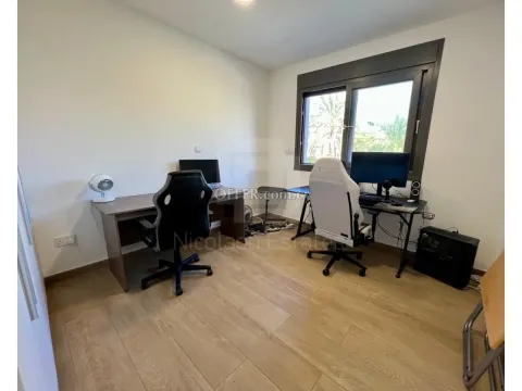 Almost new three bedroom modern for sale in Engomi near embassies - 5