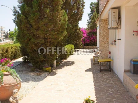 A gorgeous 4 bedrooms detached house in very good location in Engomi area. - Main Photo