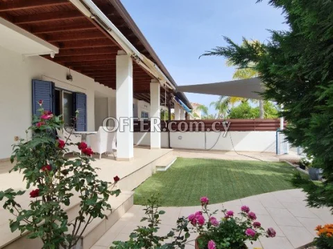 House for rent near the beach - Main Photo