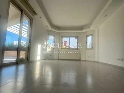 3 Bedroom House in Engomi - 2