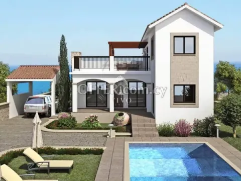 THREE BEDROOM DETACHED HOUSE IN GOLF RESORT - Main Photo