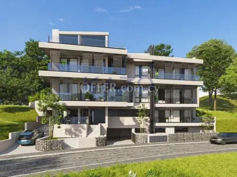 Spacious Top Floor Apartment in Agios Tychonas - 5