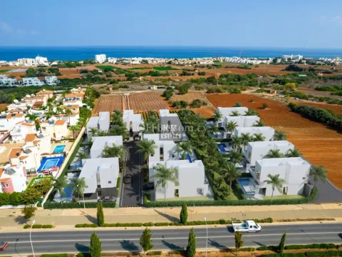 Stylish Three Bedroom Villa in Pernera - 16